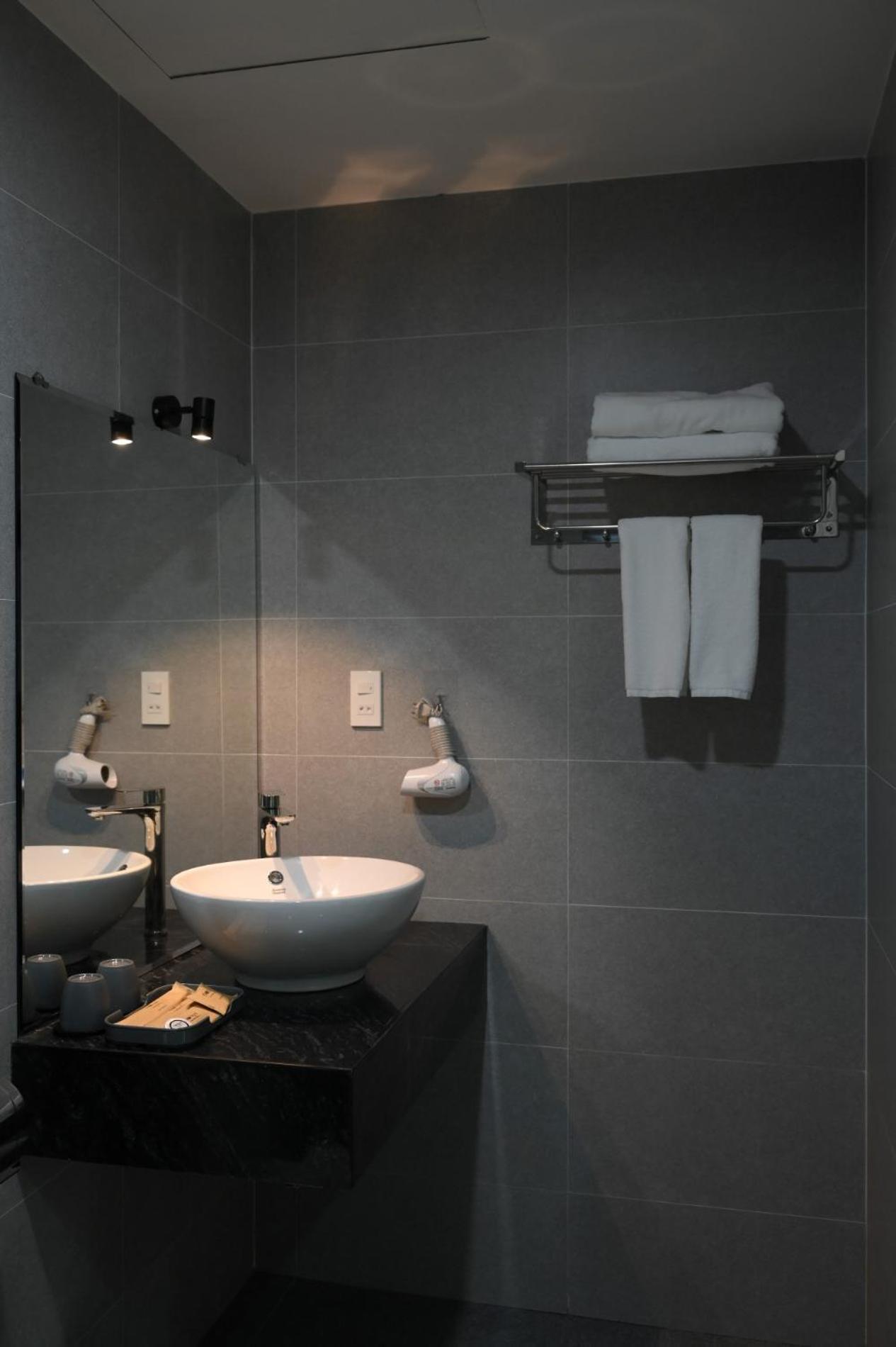 Moonlight Boutique Hotel Hue Bagian luar foto